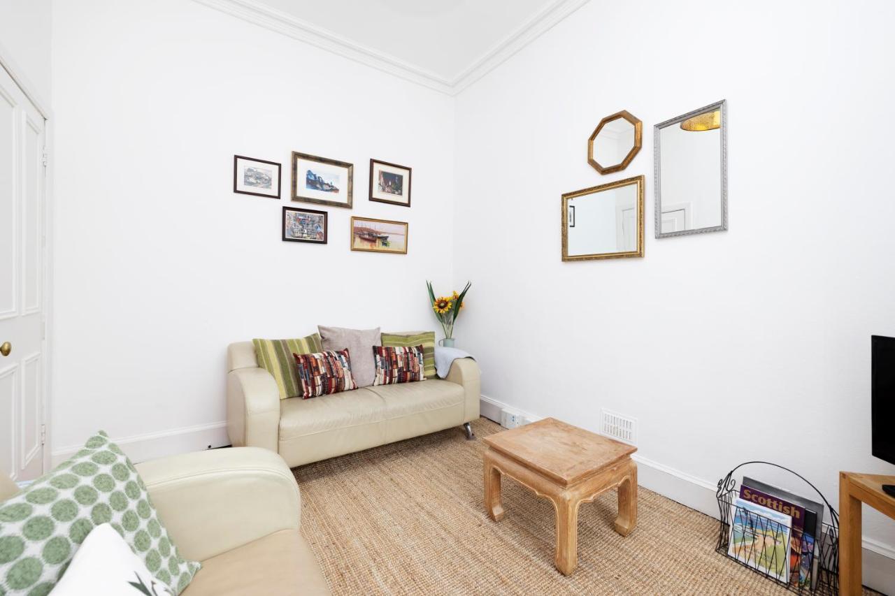 Апартаменты Joivy Cosy Flat In The Heart Of Эдинбург Экстерьер фото